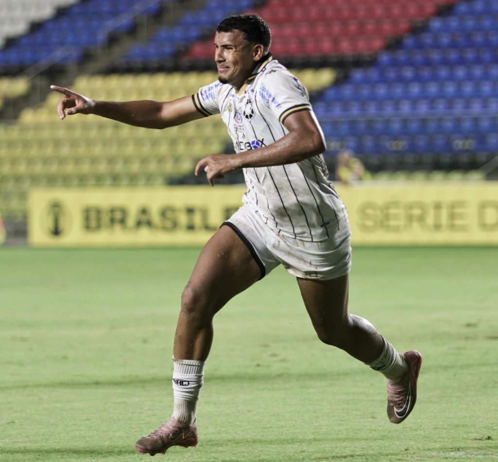 Rio Branco domina e Real Noroeste, vence e assume a vice-liderança na Série D