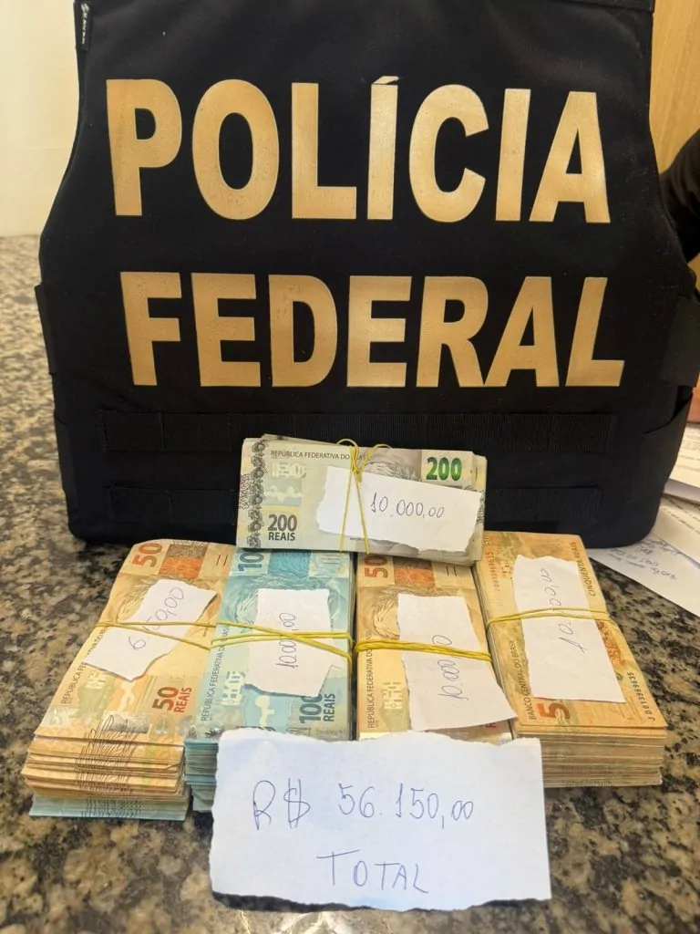 PF apura fraudes e lavagem em contratos no ES PF apura fraudes e lavagem em contratos no ES