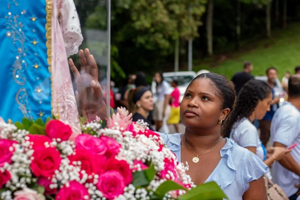 “Vamos fazer um clamor aos céus pelo fim do feminicídio”, diz bispo da Diocese de São Mateus na Festa da Penha “Vamos fazer um clamor aos céus pelo fim do feminicídio”, diz bispo da Diocese de São Mateus na Festa da Penha