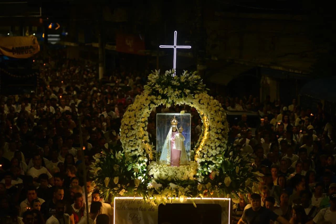 FOTOS | Romaria dos Homens reúne multidão e emociona fiéis