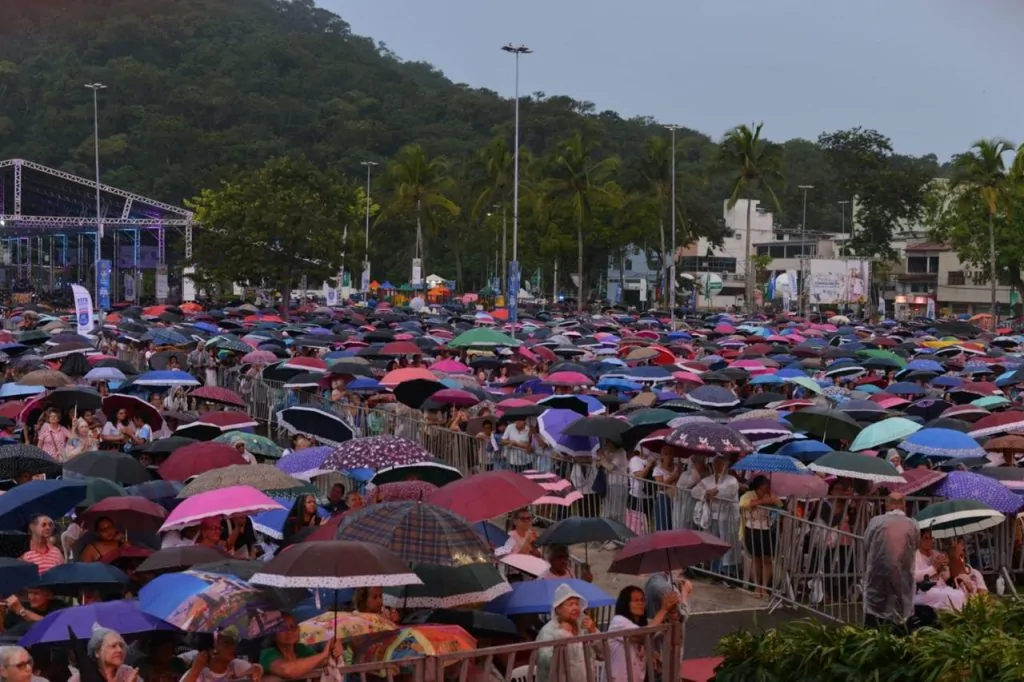 Romaria das Mulheres reúne 100 mil devotas da Padroeira do ES
