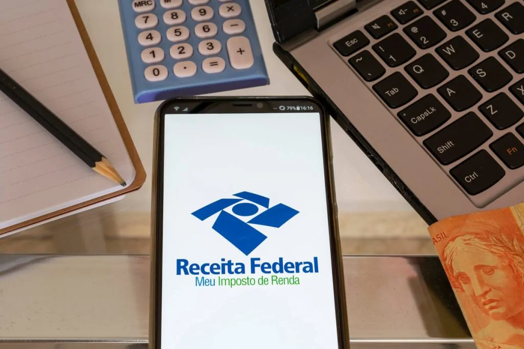 Quais os 5 motivos para entregar o Imposto de Renda já e não deixar para as últimas horas?