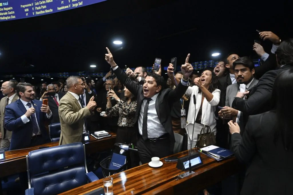 A rejeição de Jorge Messias ao STF e o uso político dos evangélicos no Brasil