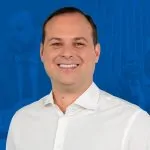 Dr. Victor Linhalis