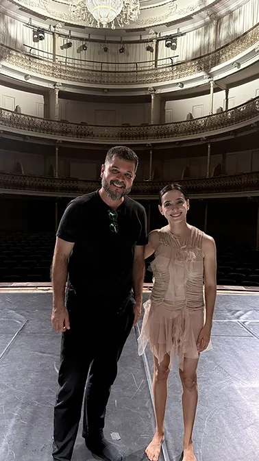SOMA: dança, tecnologia e experiência sensorial marcam espetáculo no Theatro Carlos Gomes