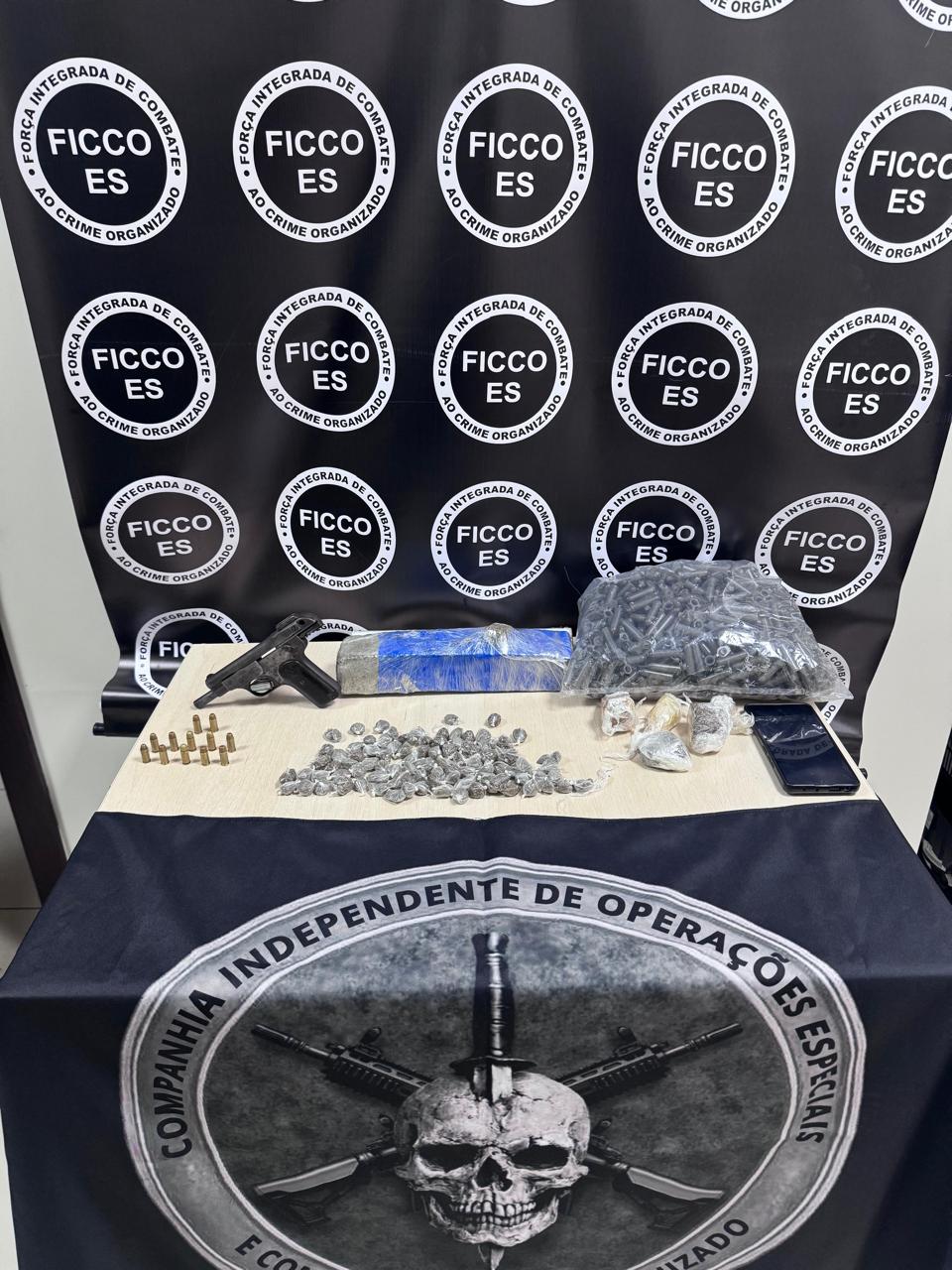 Lider do tráfico no Morro dos Alagoanos é preso com drogas e arma adulterada no ES
