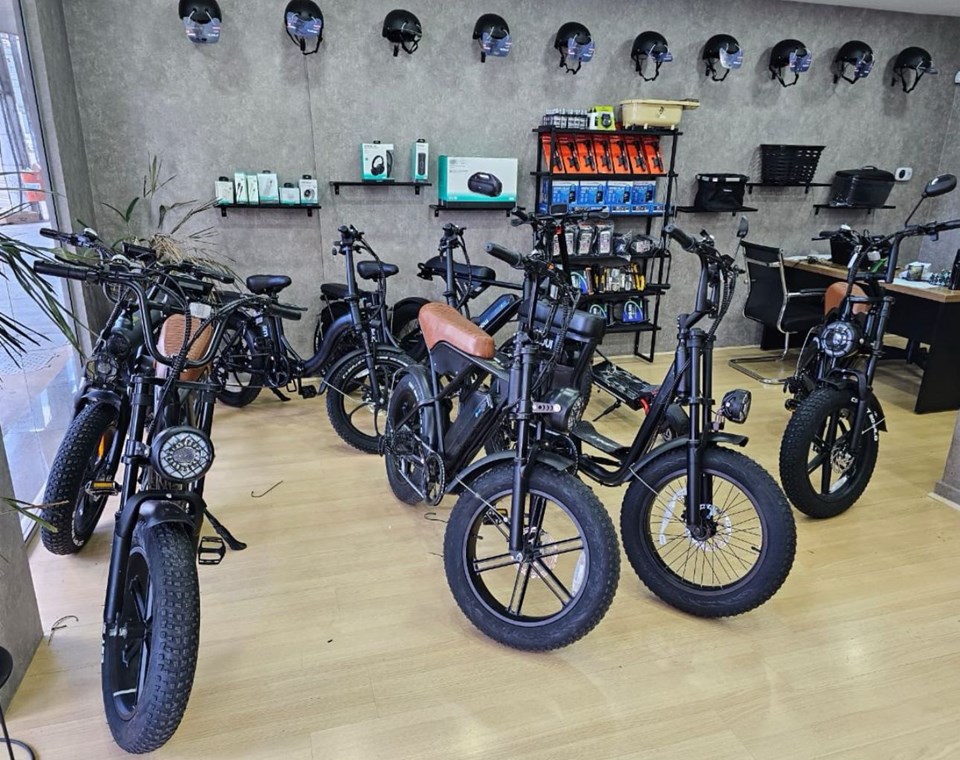Dupla é presa após golpe na compra de bicicletas elétricas no Norte do ES