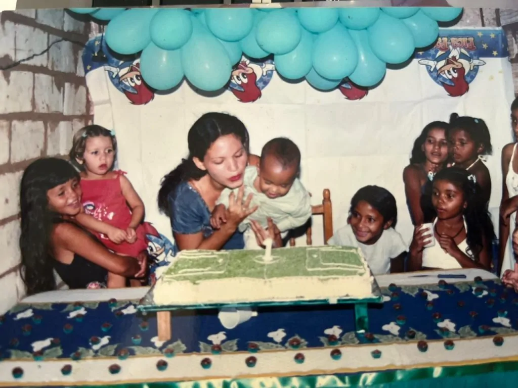 Entre doces e cuidados: a rotina de uma empreendedora que transformou a confeitaria em sustento