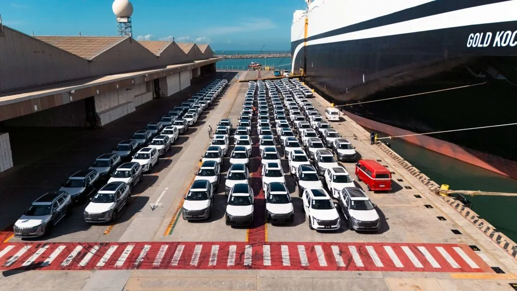 Porto de Aracruz recebe 4,3 mil carros da chinesa GWM no ES