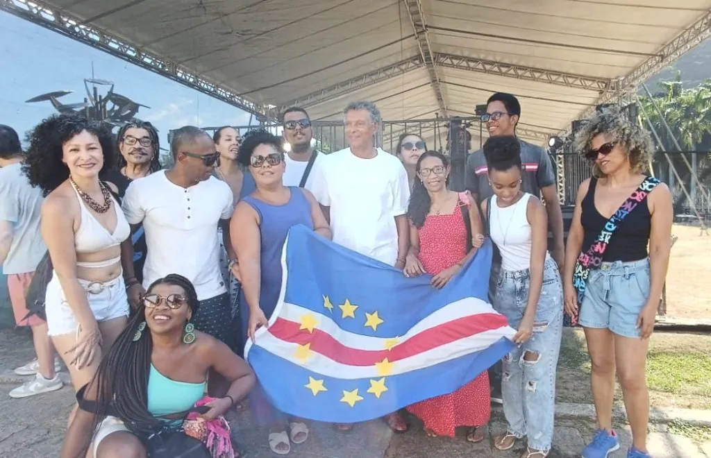 Longe de casa, cabo-verdiano no ES celebra estreia histórica de seu país na Copa do Mundo Longe de casa, cabo-verdiano no ES celebra estreia histórica de seu país na Copa do Mundo