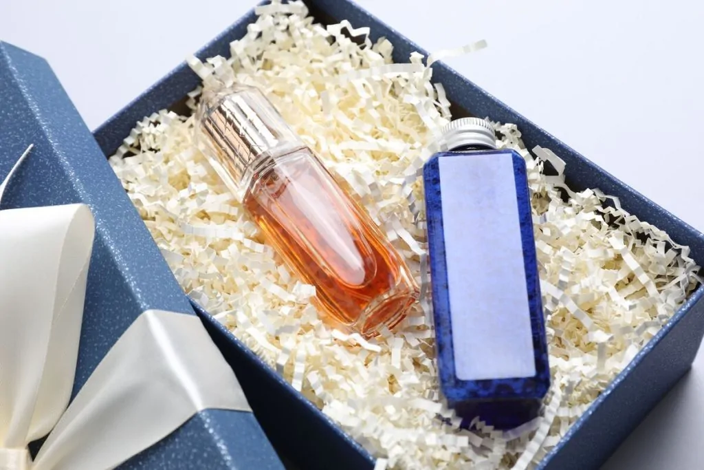 Dia dos Namorados: imposto chega a 77% no preço dos perfumes Dia dos Namorados: imposto chega a 77% no preço dos perfumes