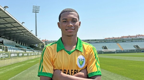 Jogadores capixabas agitam o mercado do futebol europeu Jogadores capixabas agitam o mercado do futebol europeu