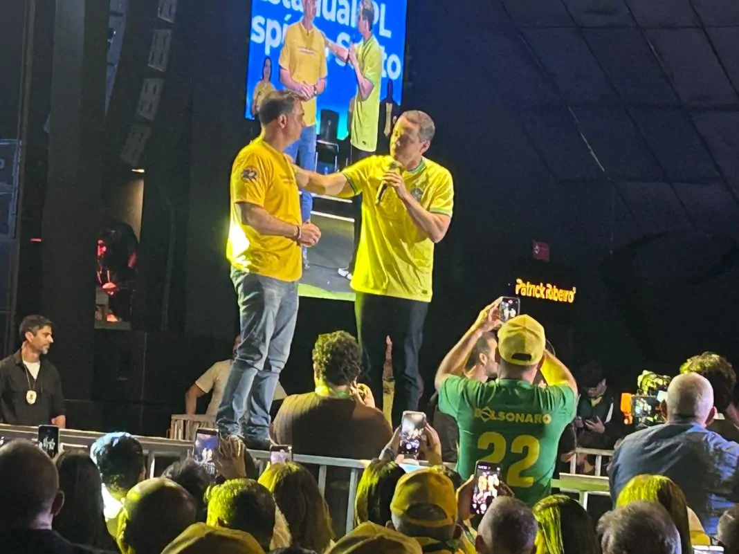 PAZOLINI E FLÁVIO BOLSONARO 1