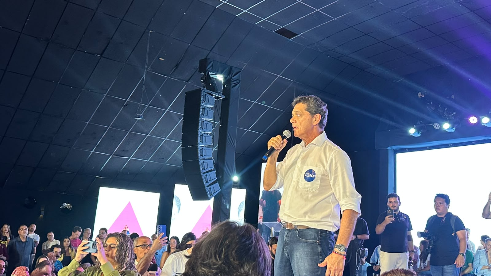 “A tendência é essa”, diz Ricardo Ferraço sobre Rose de Freitas como segunda vaga ao Senado “A tendência é essa”, diz Ricardo Ferraço sobre Rose de Freitas como segunda vaga ao Senado