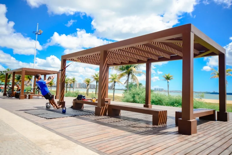 Atividade Física na Praia de Camburi