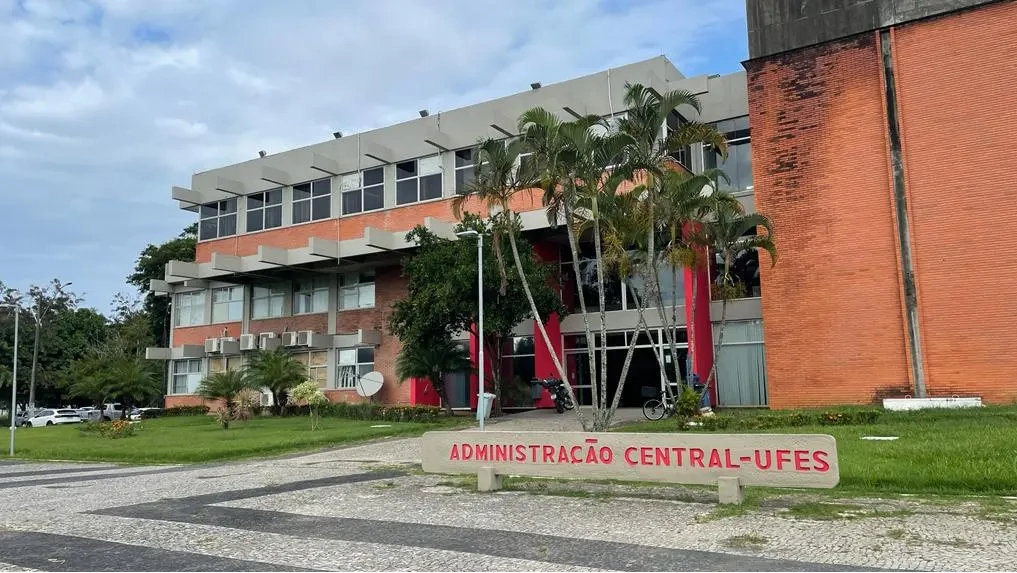 fachada ufes