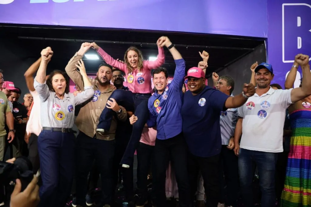 Com presença de Arnaldinho e cupula do governo, Emanuela Pedroso lança candidatura à Câmara Federal
