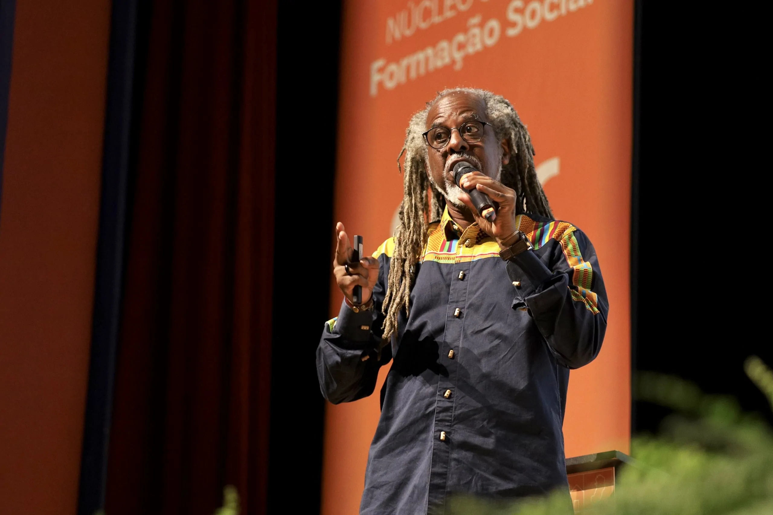 Com palestras de Bárbara Carine e Gustavo Forde, Sesc-ES lança Núcleo de Formação Social dedicado à formação continuada de projetos sociais Com palestras de Bárbara Carine e Gustavo Forde, Sesc-ES lança Núcleo de Formação Social dedicado à formação continuada de projetos sociais