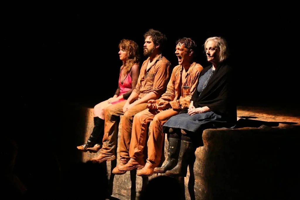 De samba a teatro: confira a programação de sábado no ES
