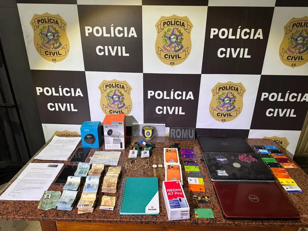 Polícia prende quatro suspeitos de fraude milionária contra cooperativa de crédito no ES