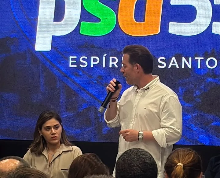 renzo-vasconcellos-livia-psd