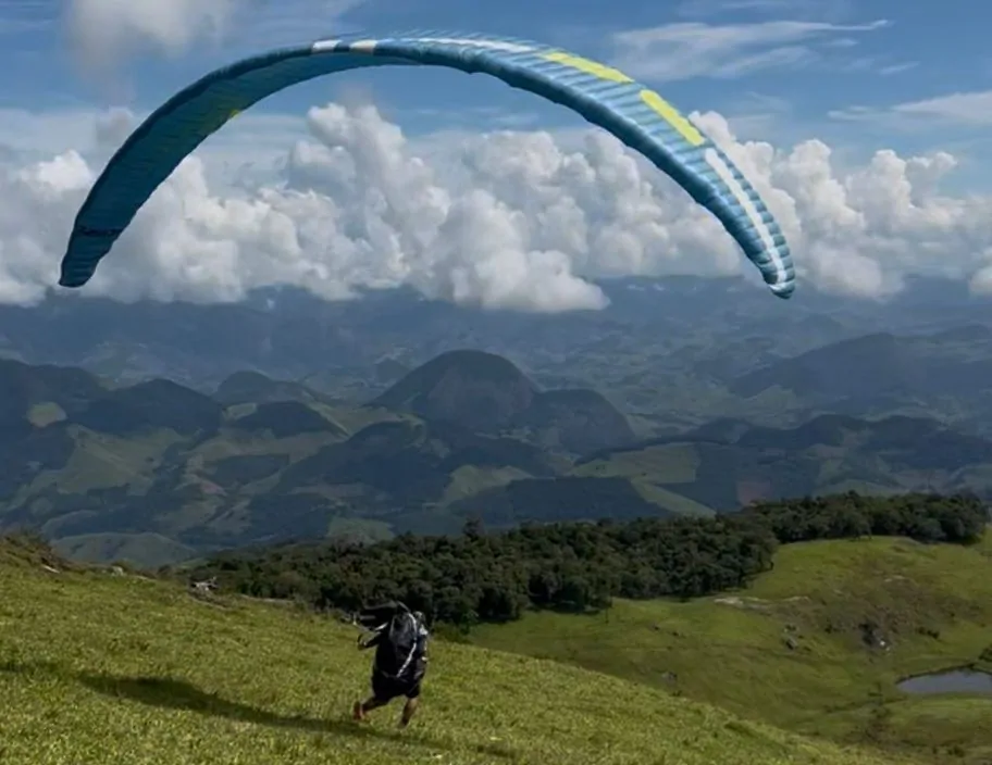 Atleta de Hike and Fly Lucas Porto. Foto Divulgação (5)
