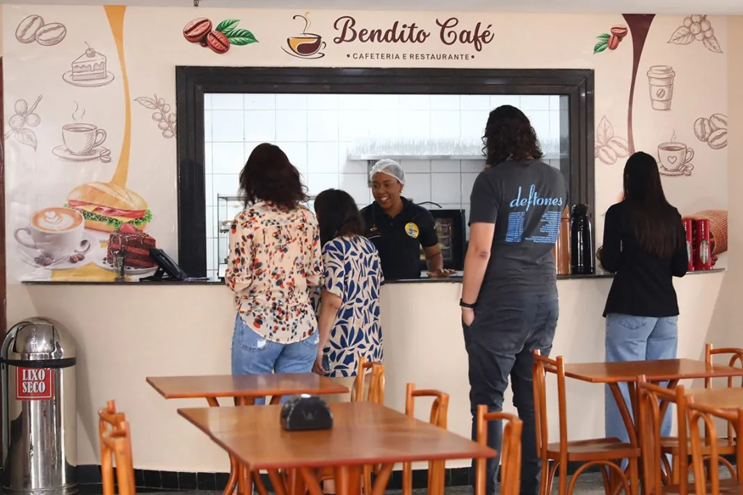 InauguraçãoRestaurantAles_09092026_PaulaFerreira9.jpg