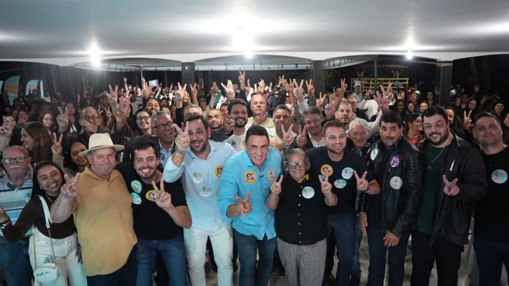 Encontro reúne mais de mil pessoas e reforça apoio a Da Vitória em Jerônimo Monteiro