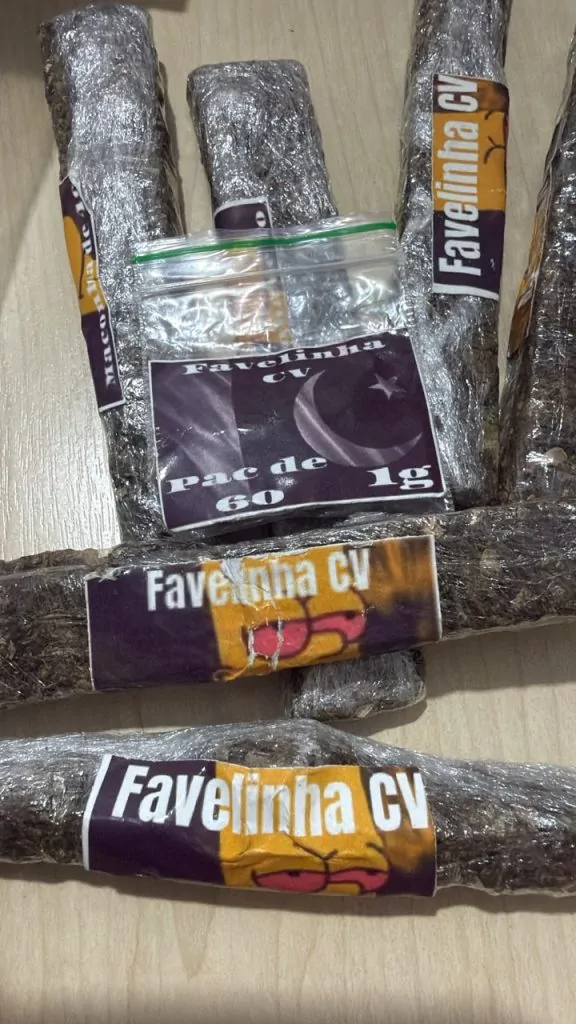 Jovem é preso com drogas após tentar fugir da polícia em Sooretama
