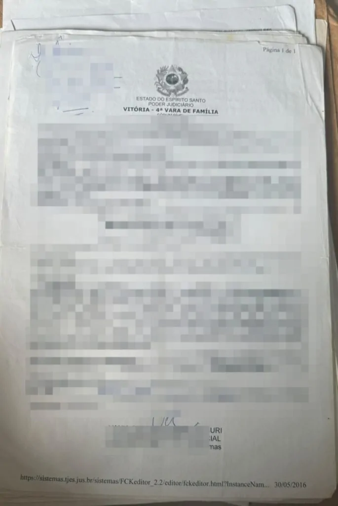 Adolescente desaparece após sair da escola e família relata ameaças na internet