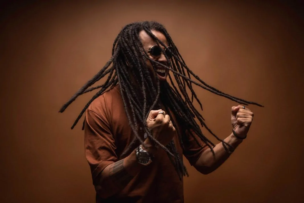 O beatmaker e produtor musical Barol Beats é o criador do projeto 'Encontro de Gerações'