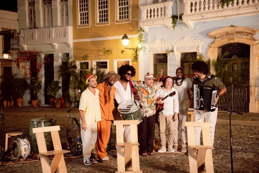 Verão 2027 em Guarapari: turnê Dominguinho abre temporada em beach club