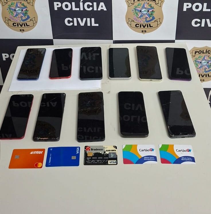 Quadrilha especializada em furtos de celulares em ônibus e terminais é presa no ES