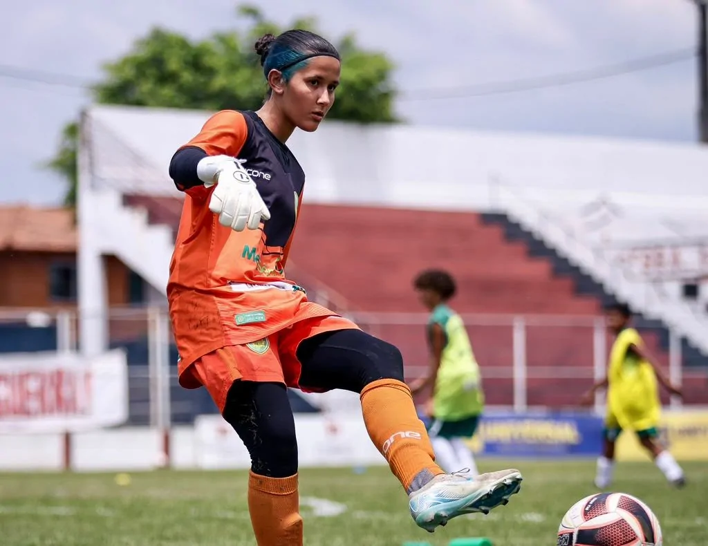 Clarisse Velloso quebra barreira no Sub-13 do Porto Vitória