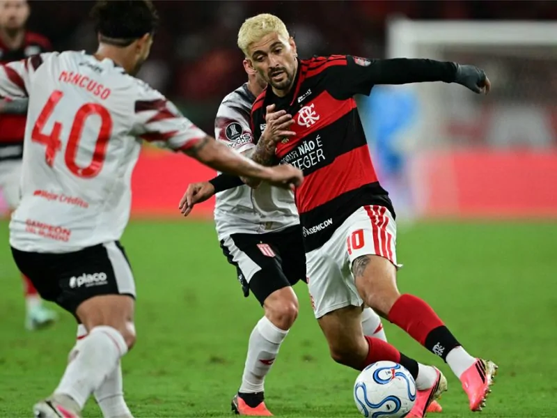 Arrascaeta, meia do Flamengo