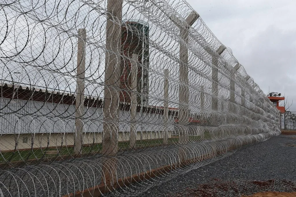 Estrutura da penitenciária federal de segurança máxima de Brasília.