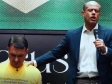 O pastor Delano Ramos, da Assembleia de Deus Fonte de Vida, ora pelo pré-candidato à presidência da República Flávio Bolsonaro (Foto: frame de vídeo da ADFV)